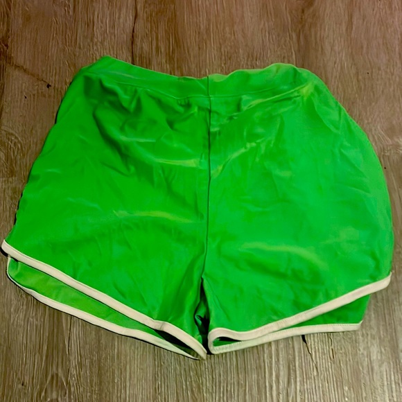 Neon green Shorty shorts - Picture 1 of 1